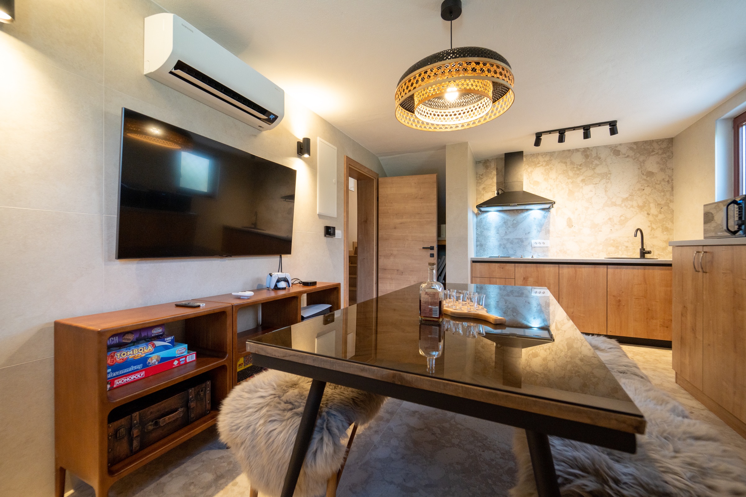 Villa Lostura’s separate second indoor kitchen within its social room